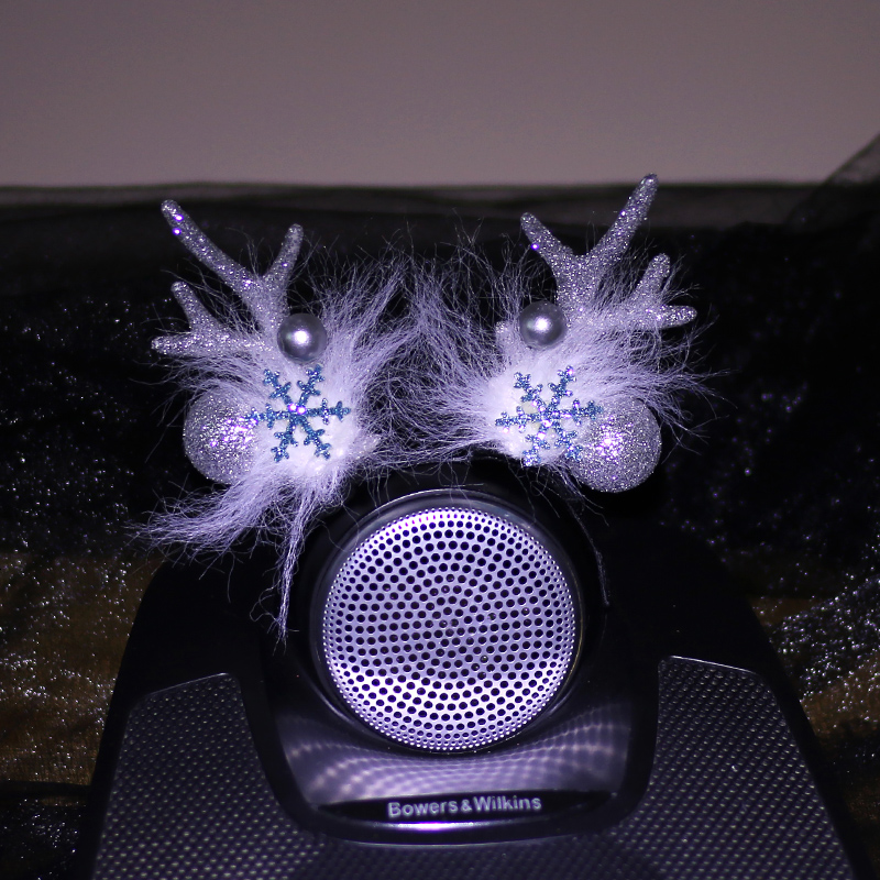 沃尔沃中置音箱装饰圣诞节日