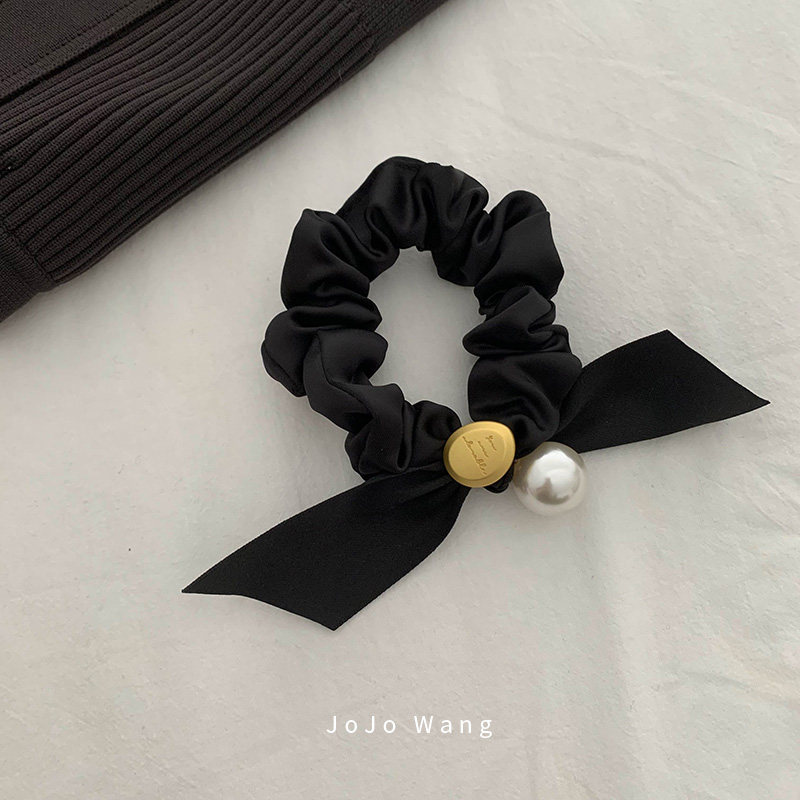 日常的高级感发圈~珍珠头饰图片