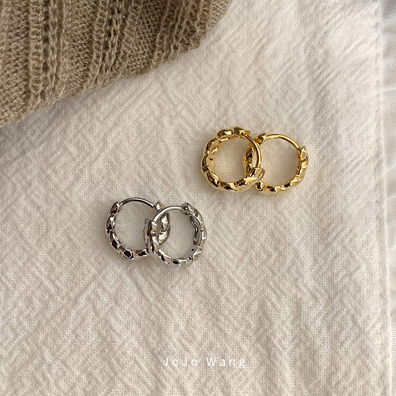 法式chic~精致麻花耳扣925银针防过敏小众百搭耳钉新年耳饰品耳环