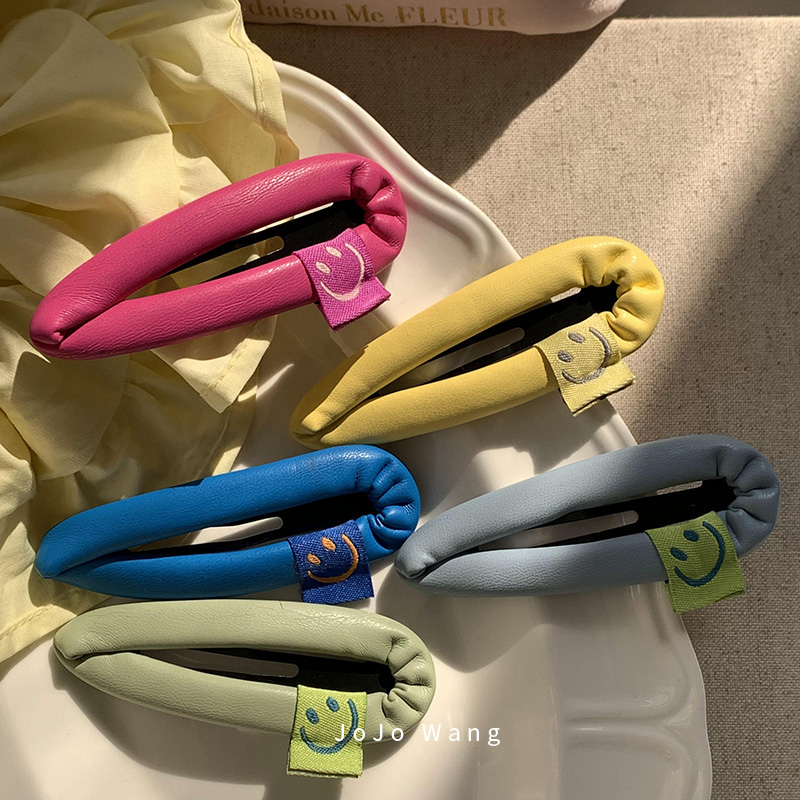 穿搭加分项~pu质感春天bi备侧边刘海夹碎发夹简约时尚夹子发饰