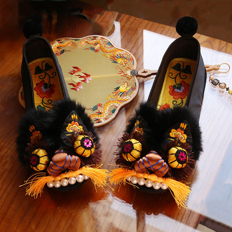 2025新款走绣坊原创直销成人虎头鞋手工绣花鞋国潮复古平底非遗
