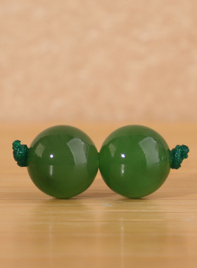 俄料碧玉圆珠对珠精选正阳绿色珠