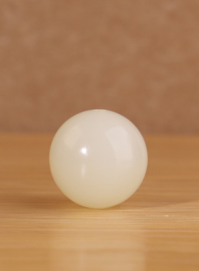 新疆和田玉白玉圆珠猪油膏羊脂级