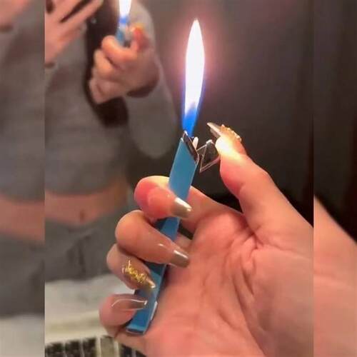 创意糖果色小巧长条纤细打火机
