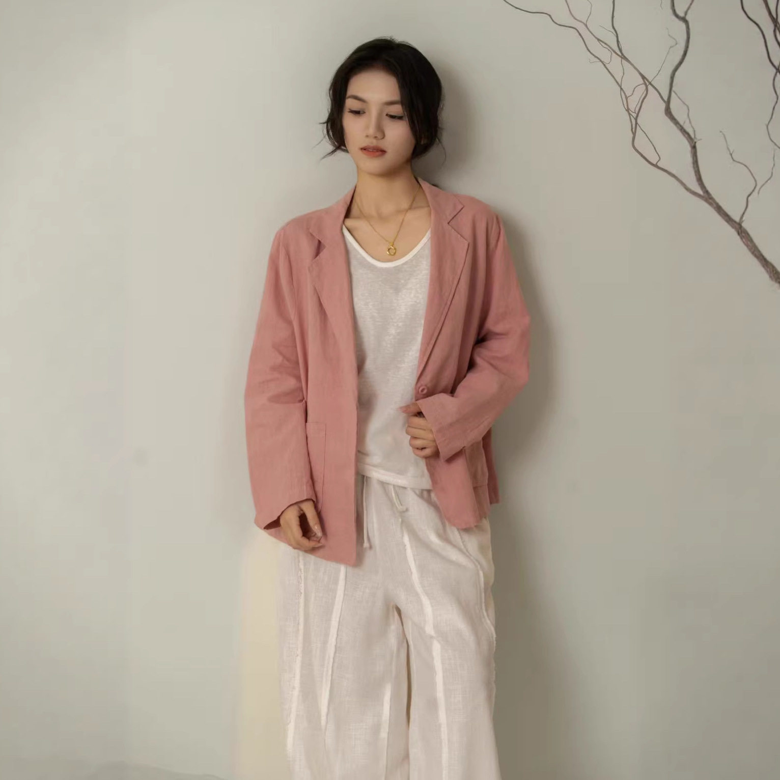 2026春季新款宽松文艺简约亚麻西服外套百搭时尚休闲通勤风上衣女,女装/女士精品,西装,淘宝优惠券,粉丝福利购,淘宝优惠卷
