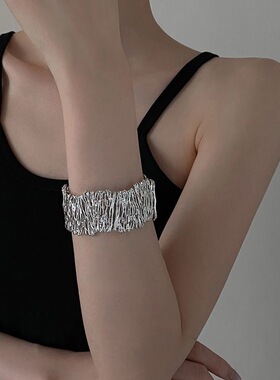 冷淡风液态金属不规则弹力手环女小众设计气质手镯个性独特手饰品