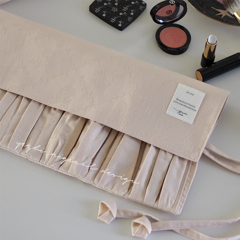 野栀手作复古新中式素雅暗纹玫瑰杏白便携可水洗美妆刷收纳袋刷包,收纳整理,化妆包,淘宝优惠券,粉丝福利购,淘宝优惠卷