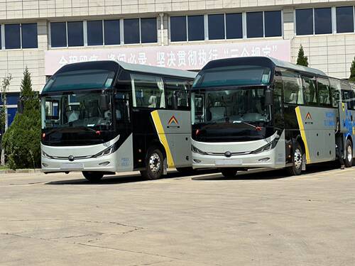 昆明租车大巴车中巴车会议旅游企业员工班车