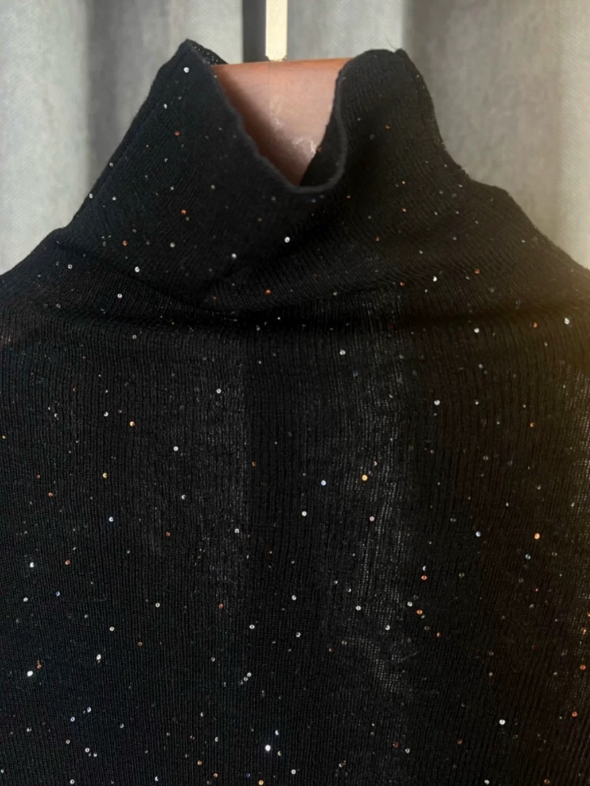 欧货重工今年流行漂亮亮丝亮片针织衫毛衣内搭女装2025新款秋冬季