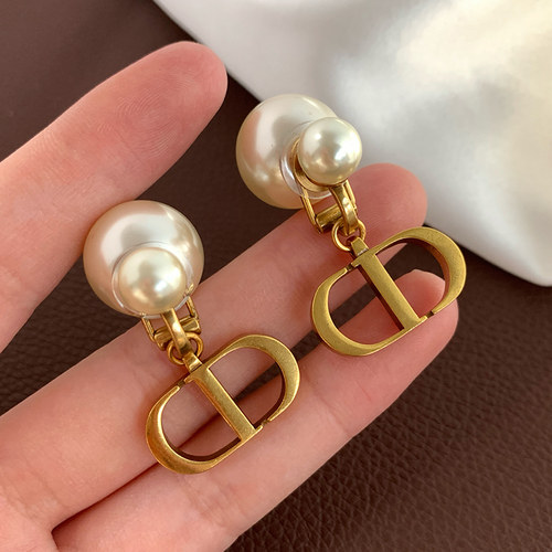 奥米迪奥CD珍珠前后款耳夹无耳洞