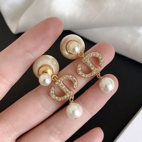 奥米迪奥CD字母镶钻流苏长款耳钉高级感轻奢小众耳环韦雪同款耳饰