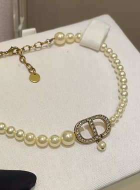 奥米迪奥新款镶钻CD渐变珍珠项链女复古气质高级感百搭颈链锁骨链