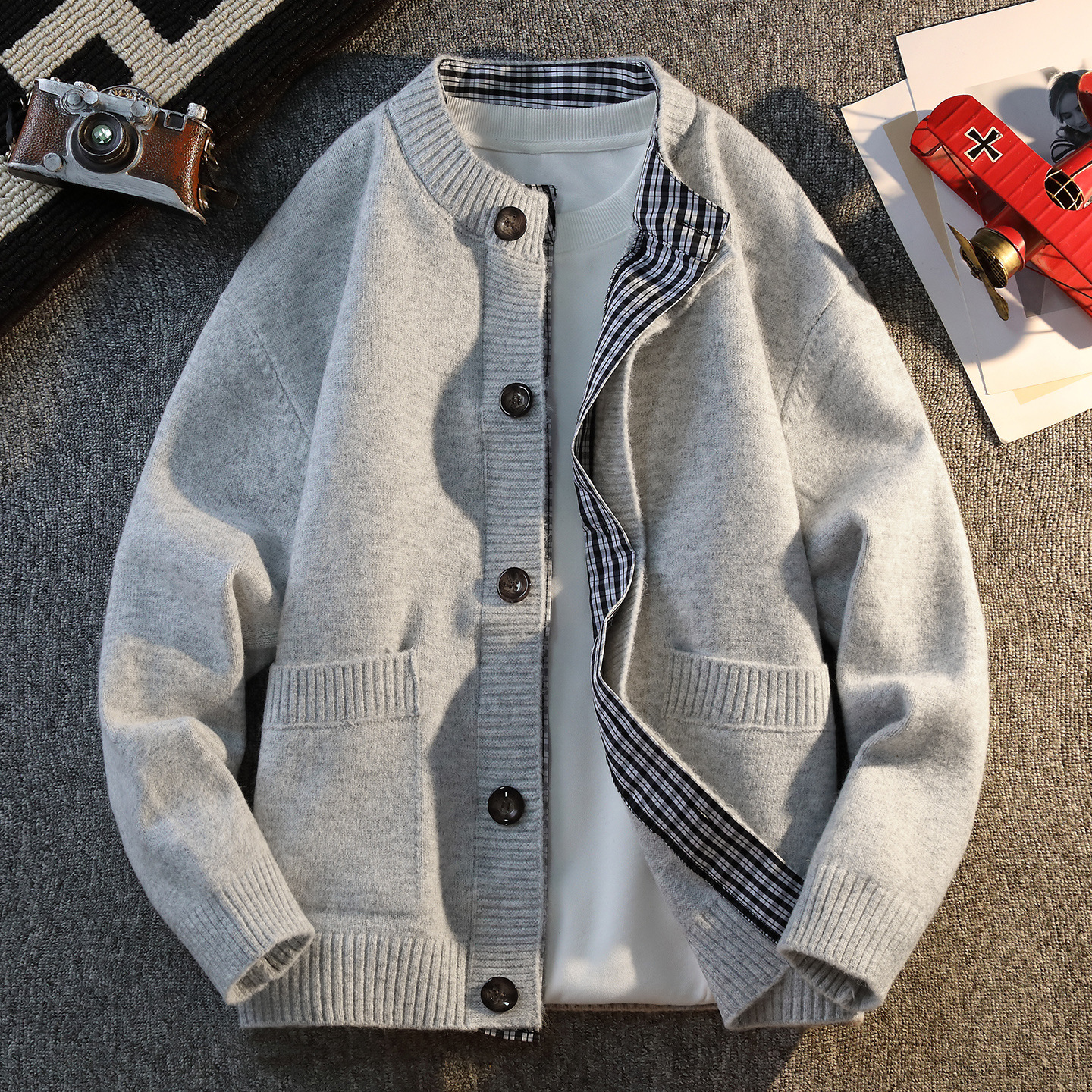 秋冬时尚针织衫高级感排扣开衫含