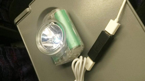 IP68防水头灯 充电宝 进口电池 水下20米 爆闪 强光3档