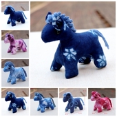 手工扎染布艺小马摆件多色玩偶装 饰品钥匙扣包挂件旅游伴手礼