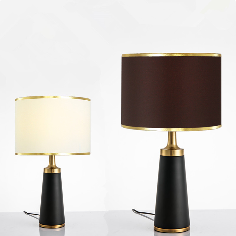 后现代创意黑色金色铁艺台灯北欧简约样板房客厅卧室床头柜台灯