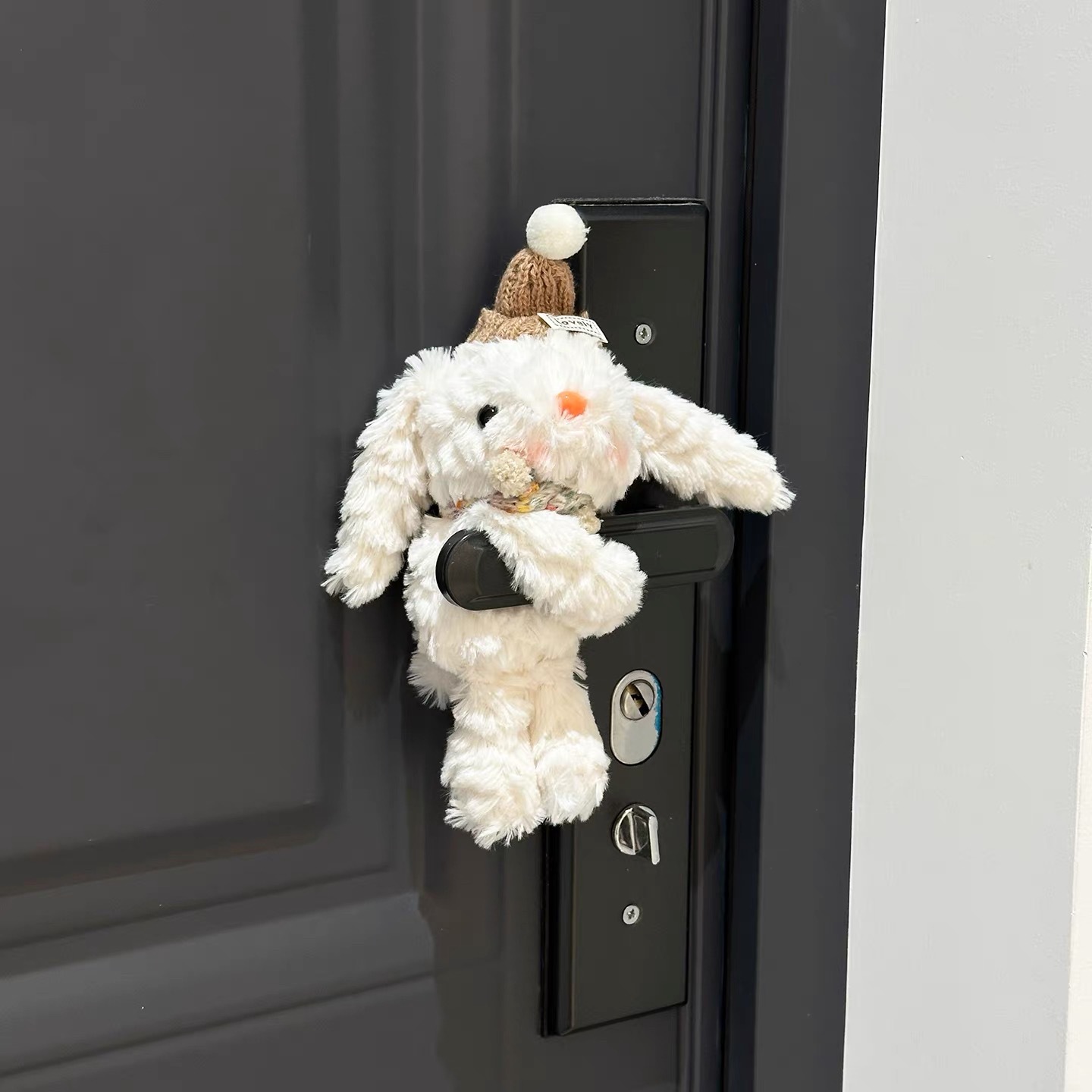 ins风可爱垂耳兔门把手装饰玩偶儿童房门把手套挂饰新家装扮礼物
