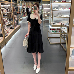 赫本连衣裙女2023夏装新款修身显瘦中长款高级感法式气质黑色裙子