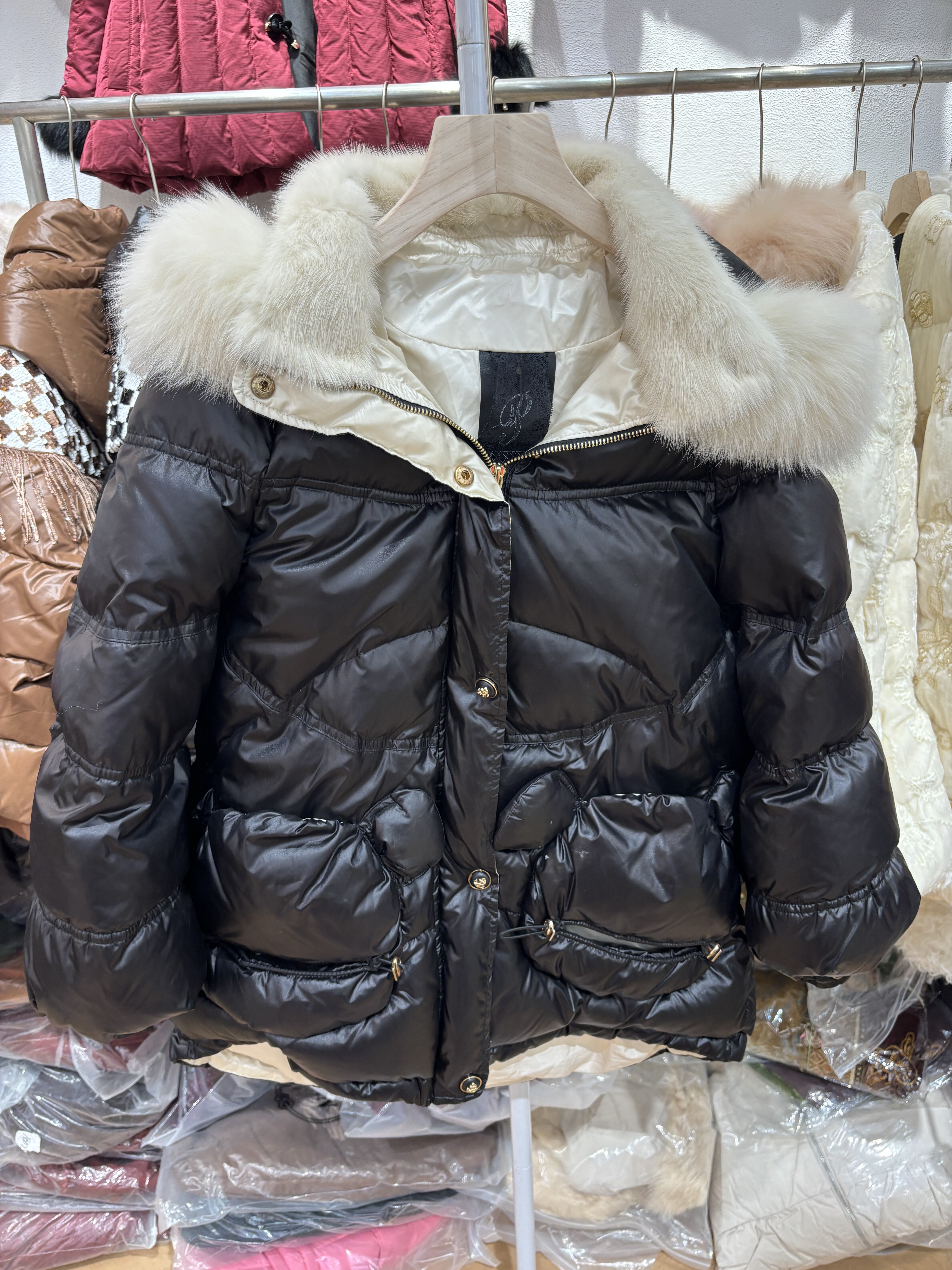 欧货2026冬季新款时尚休闲貂毛拼狐狸毛领耳朵连帽羽绒服加厚外套,女装/女士精品,羽绒服,淘宝优惠券,粉丝福利购,淘宝优惠卷