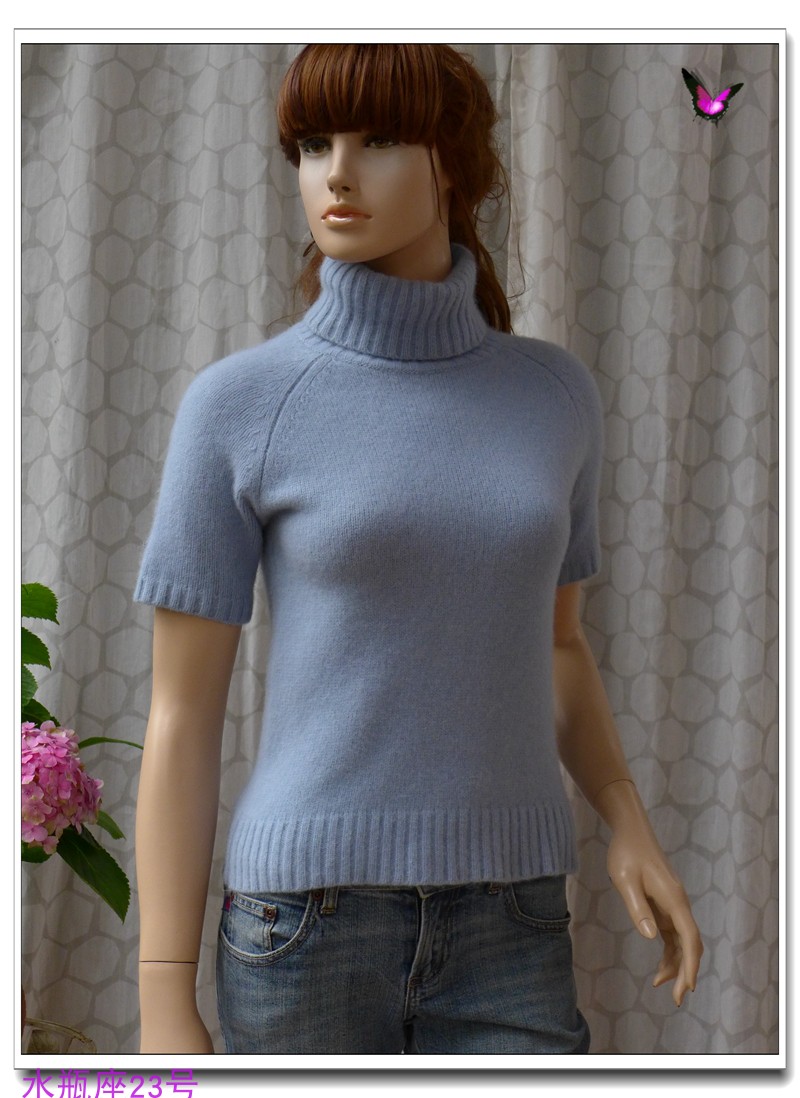 套头圆领白绿色多款150元毛衣