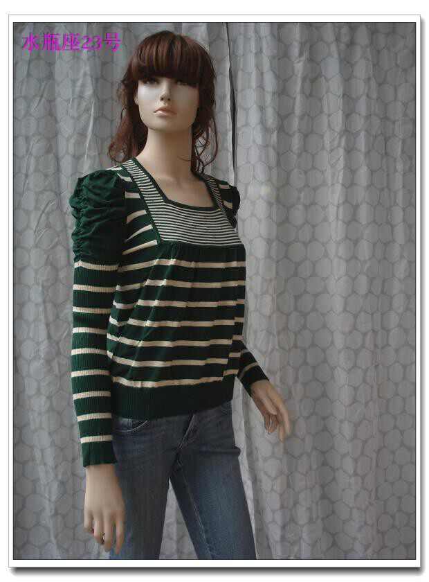 条纹方领堆堆袖短款套头针织衫