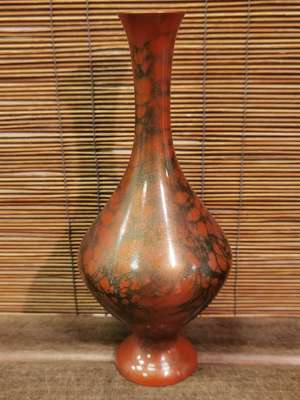 日本彩色素面老铜花瓶，重0.52千克，高21厘米，口径3.5厘米。