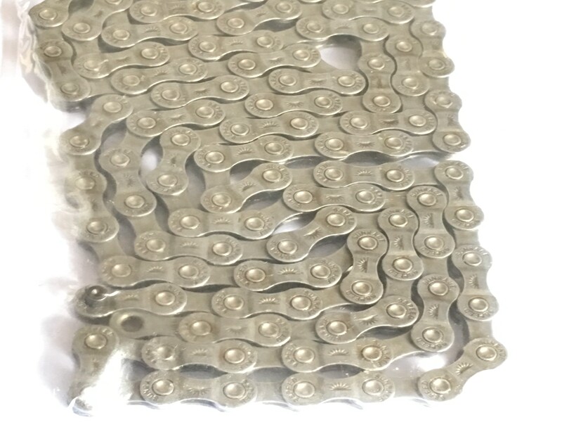 Chaîne de vélo - Ref 2367450 Image 4