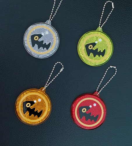 Splatoon3动漫喷射反光鱼蛋挂件 夜跑骑行双面强烈反光安全警示牌