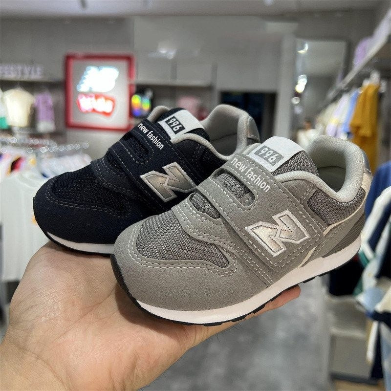 996童鞋2026春季新款儿童阿甘鞋男童潮牌阿甘鞋女童魔术贴运动鞋