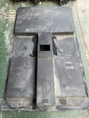 比亚迪e5 P32 394.2V 130Ah电池包上盖。