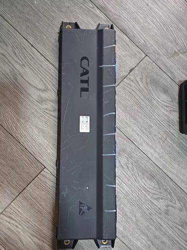 小鹏P7电池管理系统BMS 电池采集器 电池管理电脑 BMS管理系统