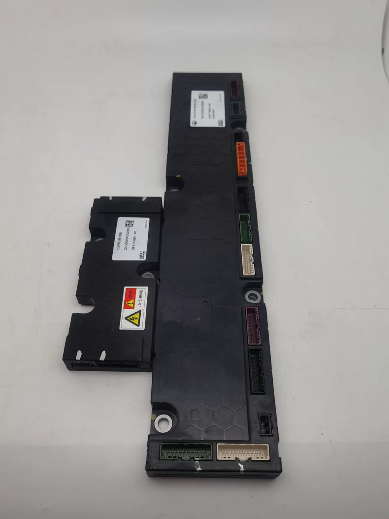 东风风神e70蜂巢电池包电池管理系统bms，线束 BDU总