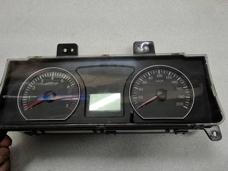 东风风行菱智M3原装拆车组合仪表盘码表盘总成 型号A13-3820040C