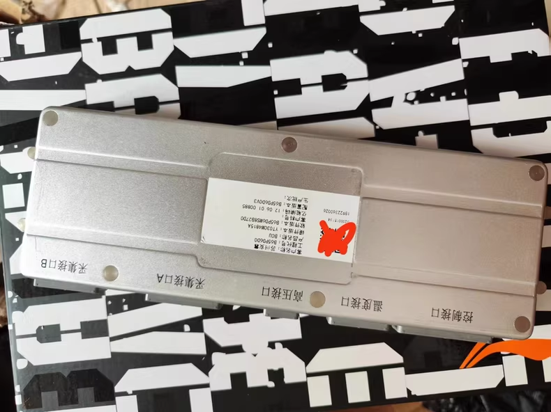 众泰云100plas，bms主板苏州安靠，亿能电子生产，型号B65PD6D0