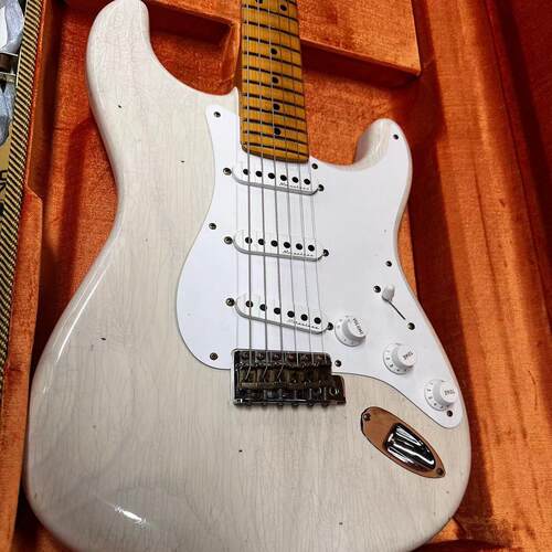 Fender芬达电吉他三单枫木白色
