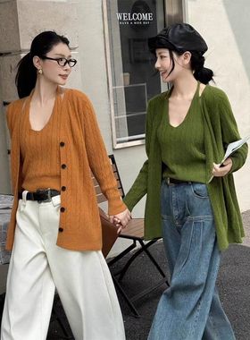 韩式麻花针织两件套女秋冬新款圆领吊带背心配中长款毛衣开衫外套