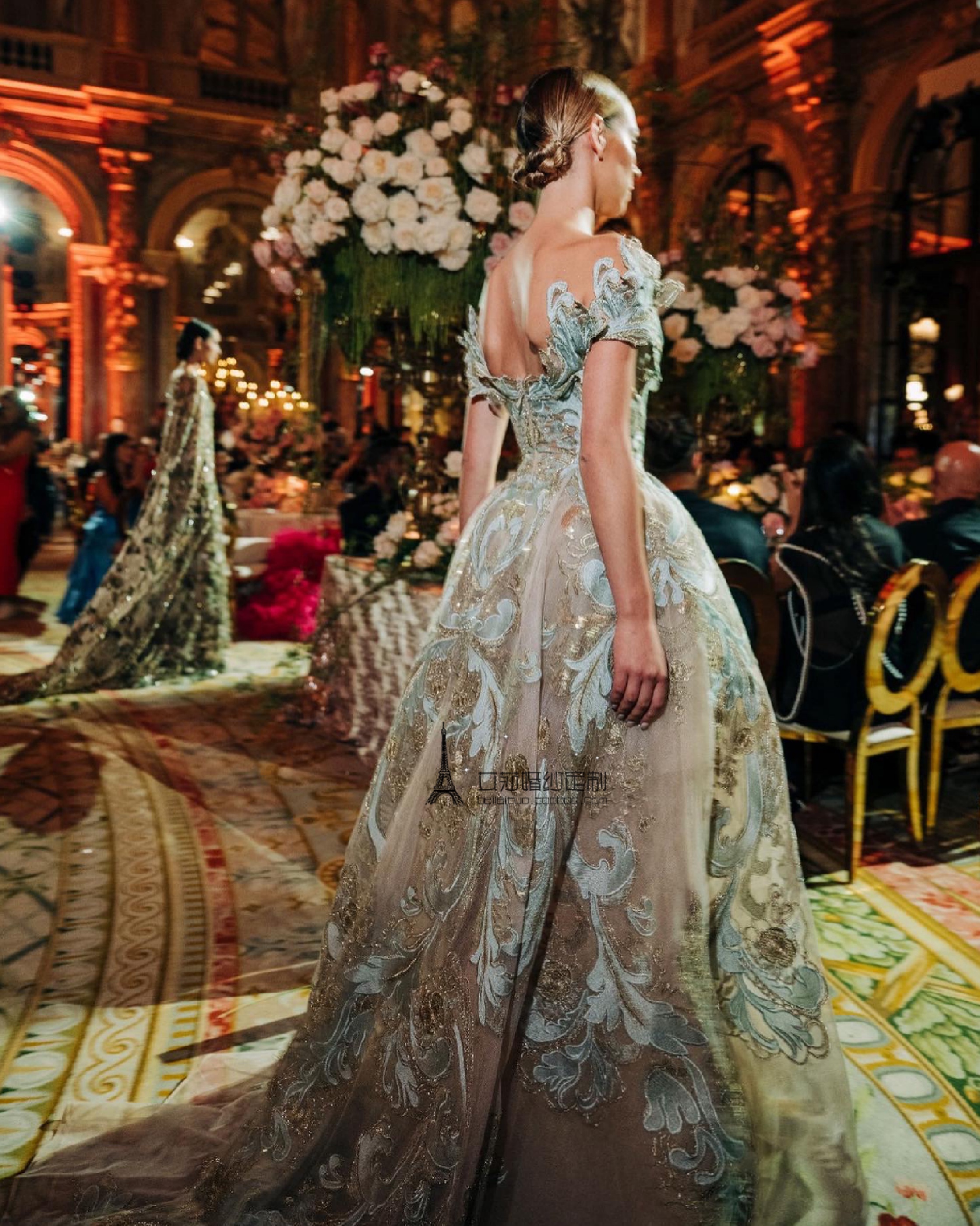 elie saab2025秋冬新款小礼服 新娘奢华水钻复古宫廷香槟迎宾纱