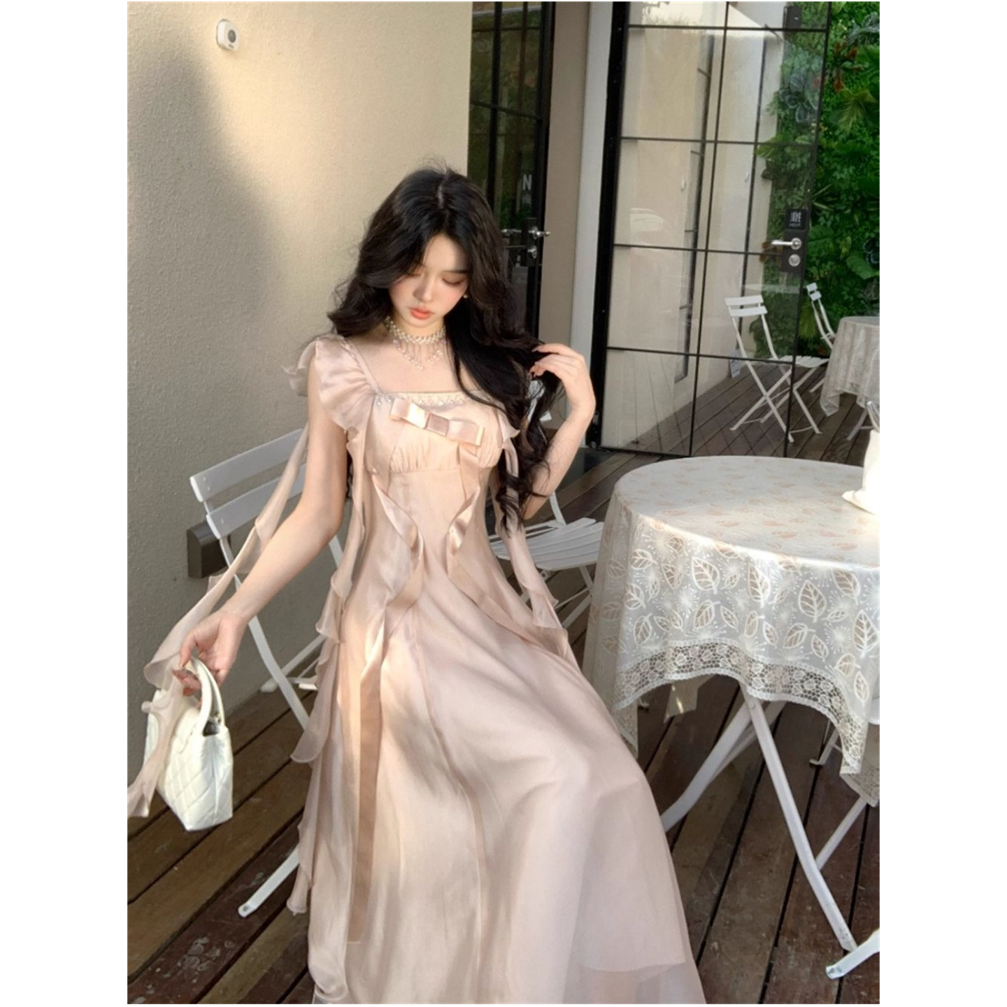 法式方领甜美蝴蝶结飘带气质优雅显瘦连衣裙缎光折翼型夏季长裙