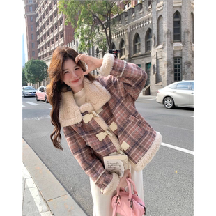 格子皮毛一体羊羔绒外套女短款冬季新款爆款小个子加厚羊羔毛棉服