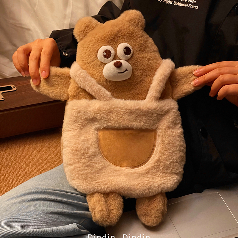 PVC毛绒可插手注水热水袋