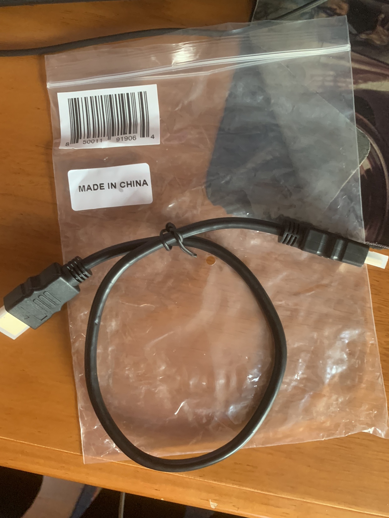 原装40厘米 HDMI 2.1 3D 4K120Hz HDTV电脑电视机顶盒感清线40cm