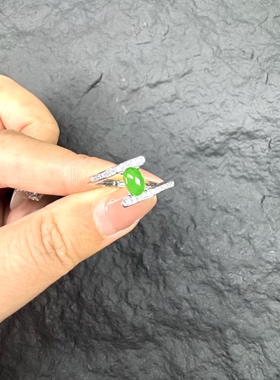 【假货包赔】纯天然翡翠a货玉石斜扭设计款阳绿戒指多样性发其一