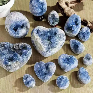 天然蓝晶洞簇水晶原石原矿心形聚宝盆天青石蓝色水晶簇标本摆件