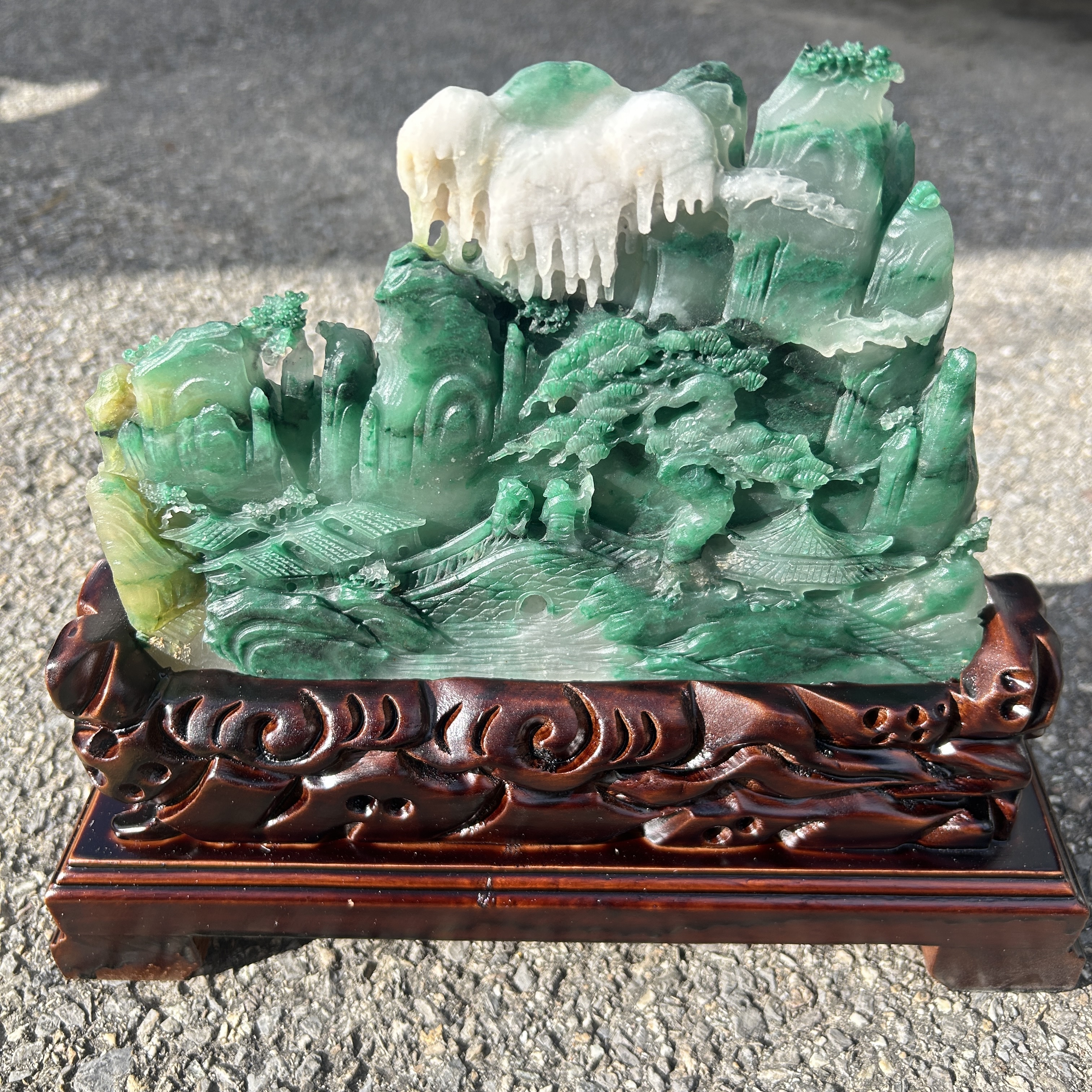 云南非洲翠精品老坑冰种精雕山水收藏居家摆件产地直销物美价廉