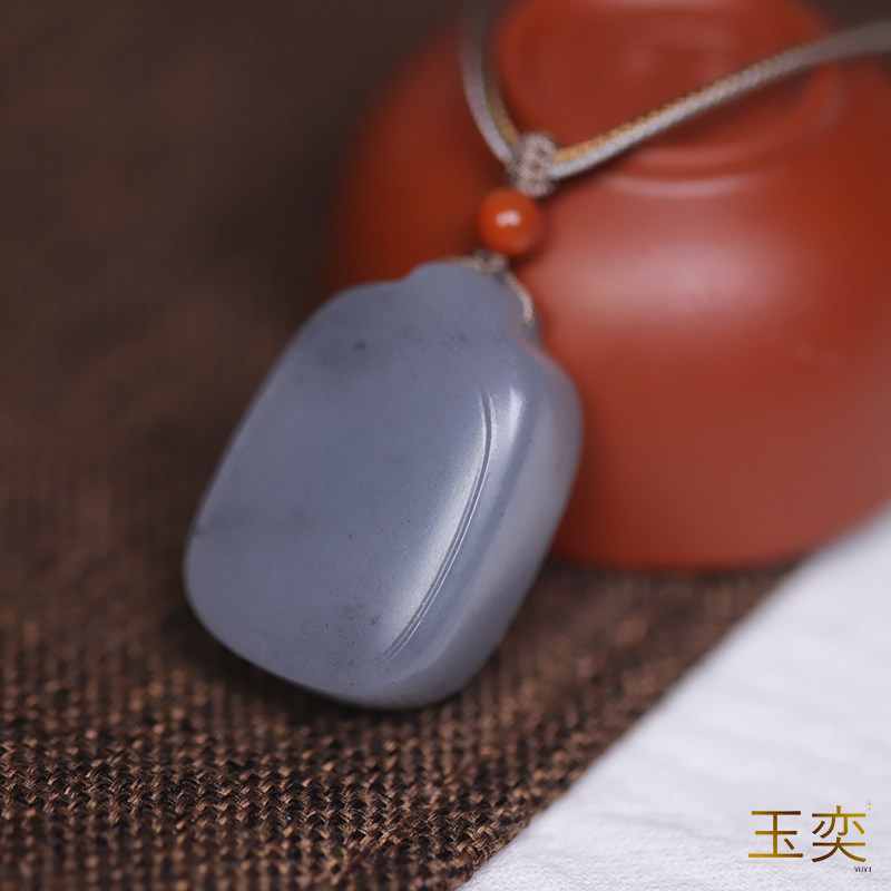 玉奕新疆和田玉籽料18.6克青花满皮无事牌玉牌男女牌子挂件玉吊坠