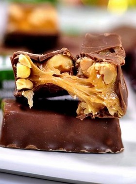 俄罗斯花生榛子巧克力糖果涅夫斯基进口果仁夹心拉丝糖休闲零食