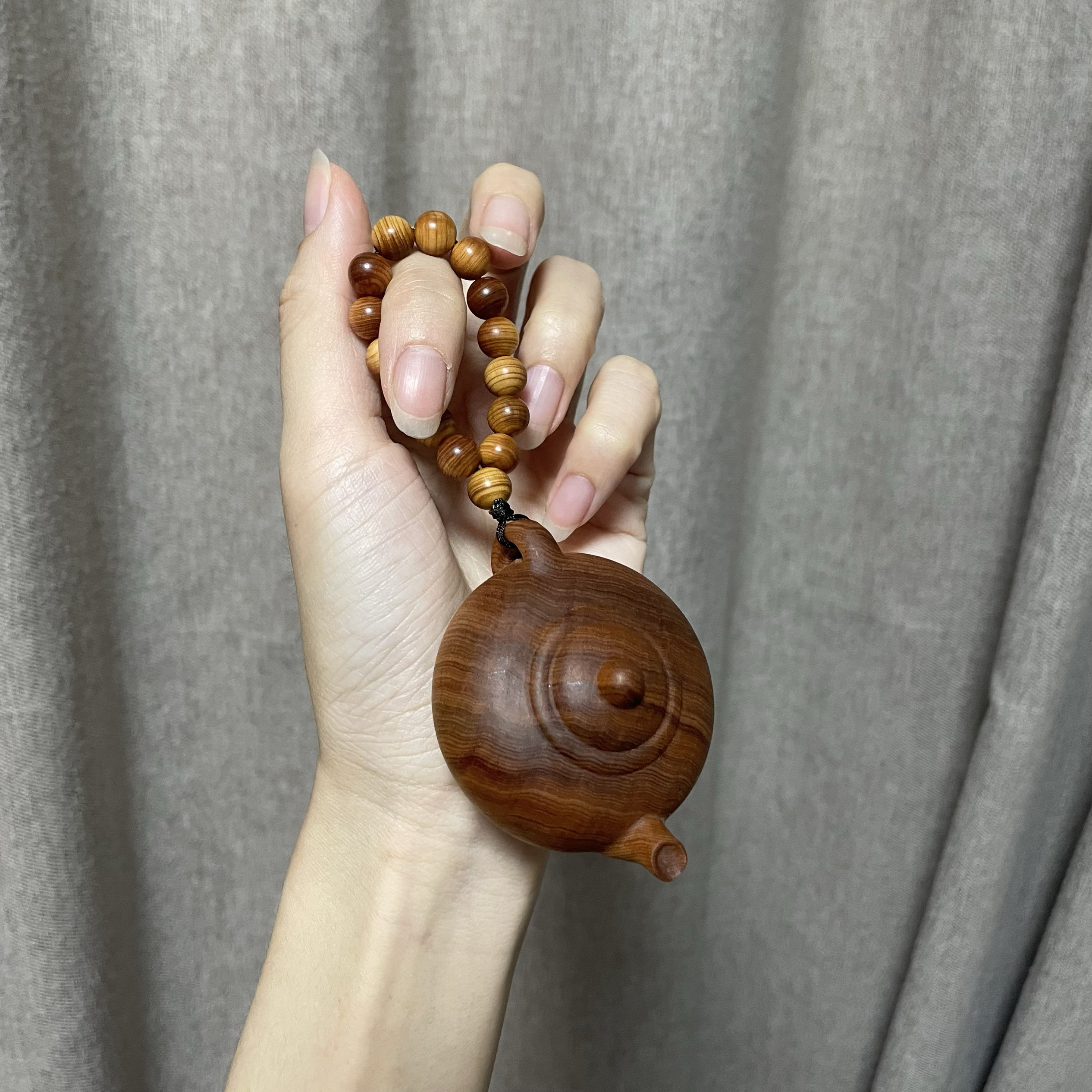 天然陈化老料崖柏把把壶木雕把把壶陈化老料崖柏把把壶手捻文玩