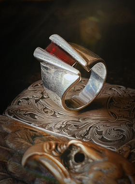 THEONE古董孤品美国手工纯银戒指 后现代科幻极简红宝石绅士指环