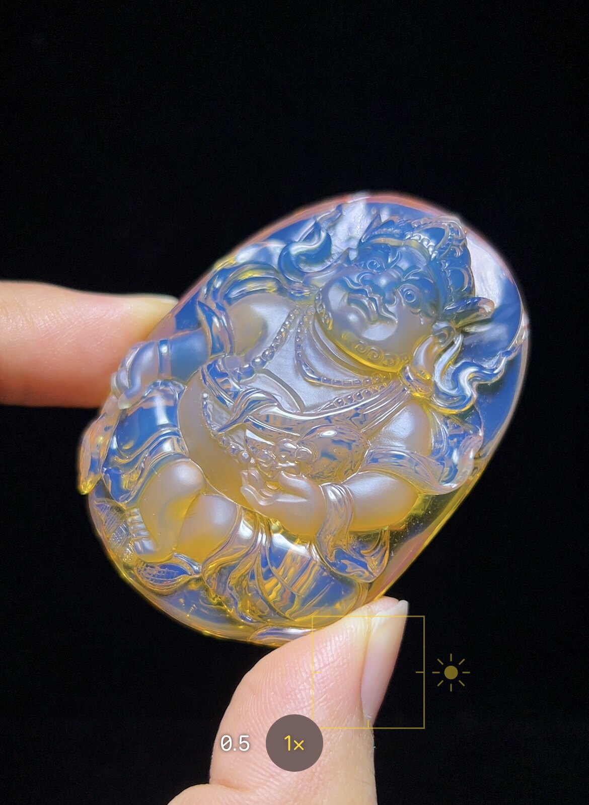 缅甸琥珀黄财神吊坠29克颈饰