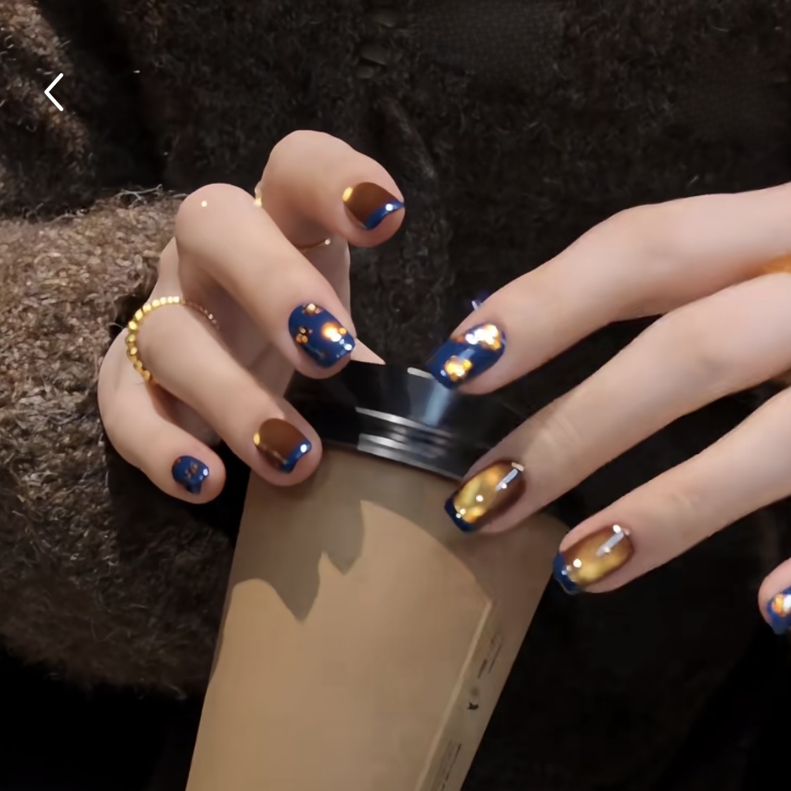 手工穿戴甲秋冬爆款高级感美甲贴片可拆假指甲显白短款新年红猫眼